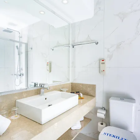 Rhodos Horizon City-adults Only מלון